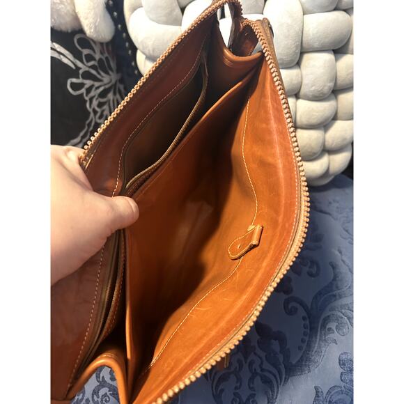 Vintage Dooney and Bourke Black and British Tan Doctor Bag - Picture 5 of 10